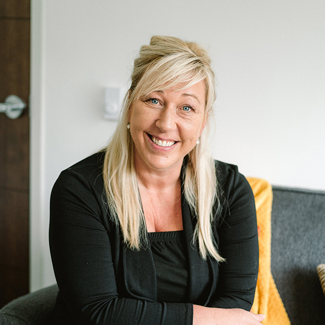 Photo of therapist Kim Bremner