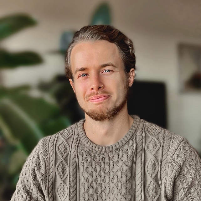 Photo of therapist Mitchell Hunt